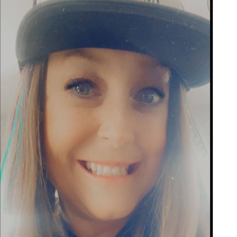 Meet your Posher, Tara